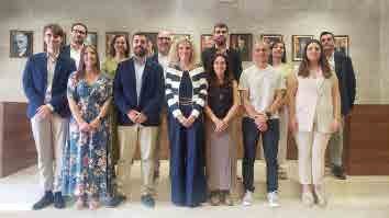 Presa de possessió com a regidor amb la resta de regidors i regidores